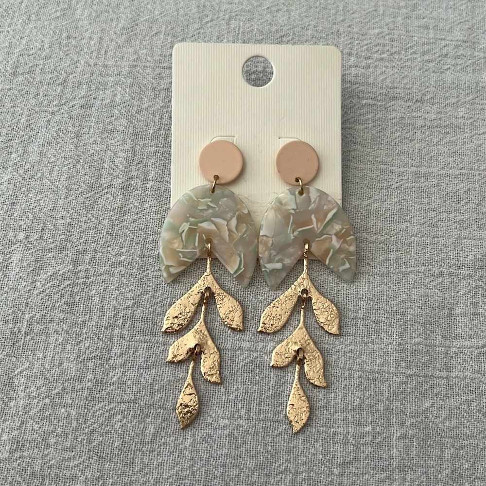 3/$15 or 4/$20 Dangle earrings